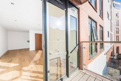 2 bedroom flat for sale, Dickens Yard, Ealing, London, W5