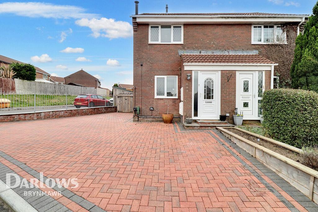 Acorn Close, Ebbw Vale 2 bed semidetached house for sale £180,000