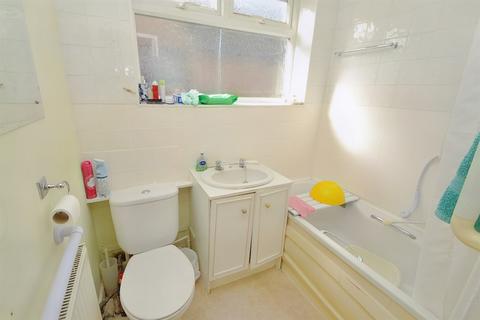 34 Burnbake Road, Verwood, BH31 6ET