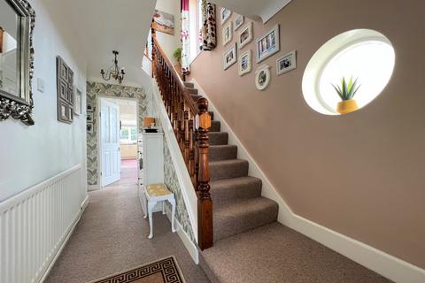 7 Cantsfield Avenue, Ingol, Preston, PR2 3UD