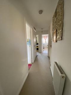 3 bedroom end of terrace house to rent, Montagu Gardens, Dartford DA1