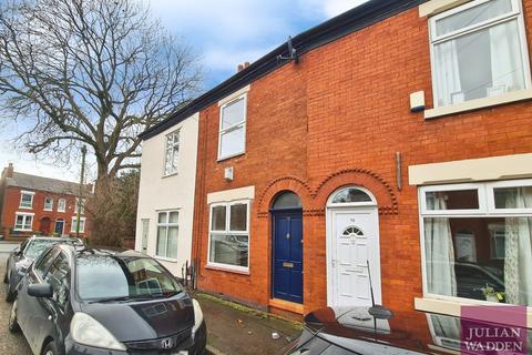2 bedroom terraced house to rent, Osborne Road, Shaw Heath, Stockport, SK2