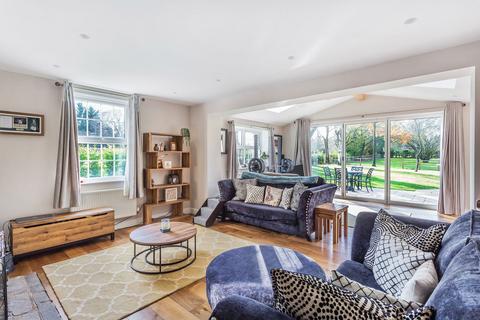 Southcot Godstone Road, Lingfield, RH7 6BT