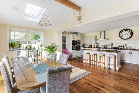 Southcot Godstone Road, Lingfield, RH7 6BT