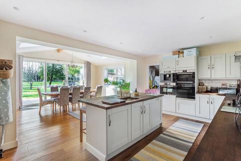 Southcot Godstone Road, Lingfield, RH7 6BT