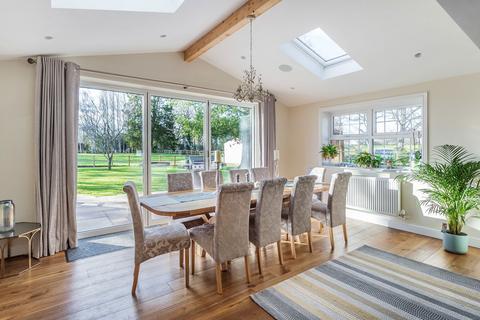 Southcot Godstone Road, Lingfield, RH7 6BT