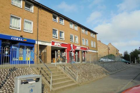 2 bedroom flat to rent, Valence House, Sutton Road, Maidstone, Kent, ME15 9AW