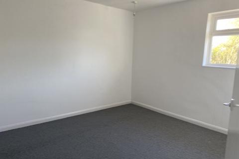 2 bedroom flat to rent, Valence House, Sutton Road, Maidstone, Kent, ME15 9AW