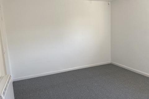 2 bedroom flat to rent, Valence House, Sutton Road, Maidstone, Kent, ME15 9AW