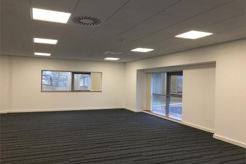 Office to rent - Fountain Lane, Cardiff CF3