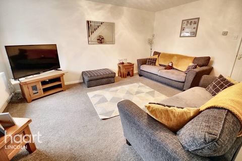 3 bedroom semi-detached house for sale, Mareham Close, Bracebridge