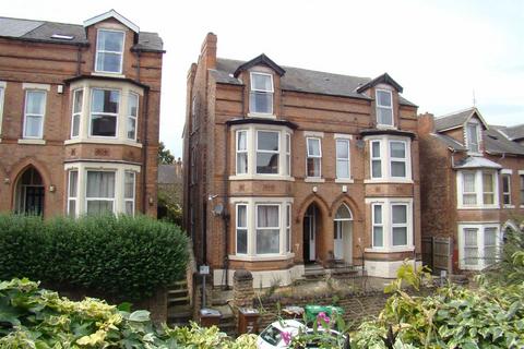 6 bedroom semi-detached house to rent, Seely Road, Nottingham NG7