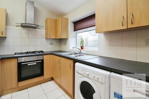 6 bedroom terraced house to rent, Balfour Road, Nottingham NG7