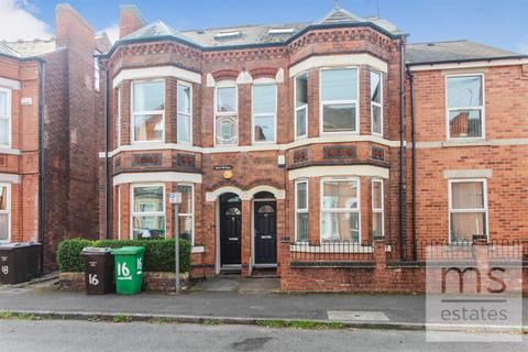 6 bedroom semi-detached house to rent - Gregory Avenue, Nottingham NG7