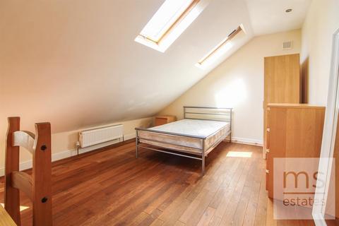 7 bedroom detached house to rent, Harrington Drive, Nottingham NG7
