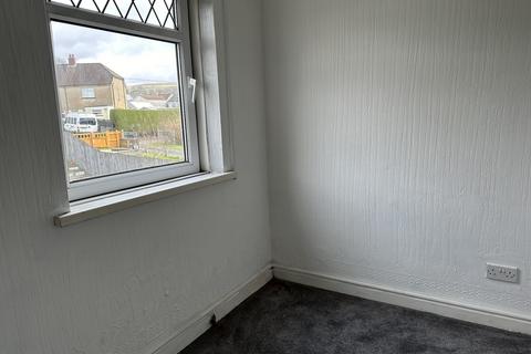 16 Lluest, Ystradgynlais, Swansea, SA9 1HT