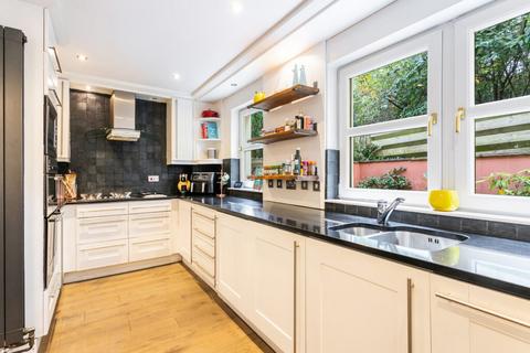 17 Caddells Row, Edinburgh, EH4 6HY