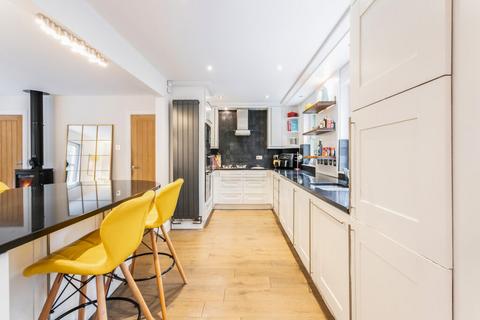 17 Caddells Row, Edinburgh, EH4 6HY