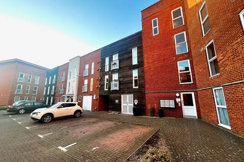 2 bedroom apartment to rent, Holman Court, Suffolk IP2