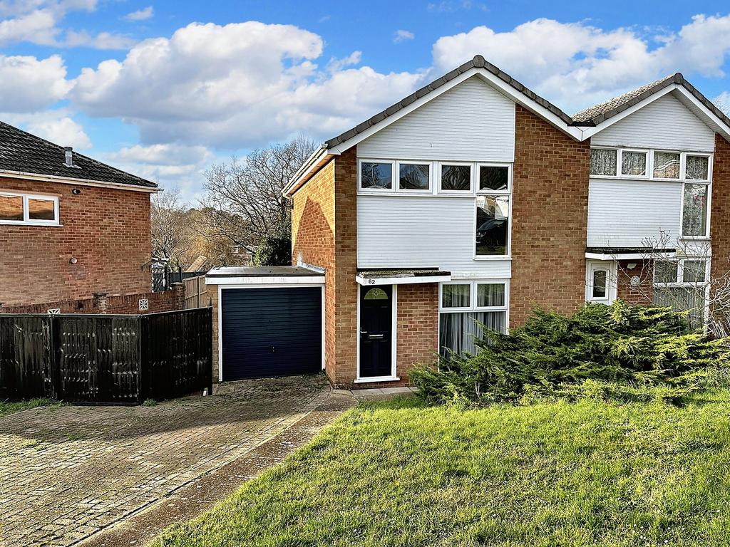 Highlands Way, Dibden Purlieu, SO45 3 bed semidetached house for sale