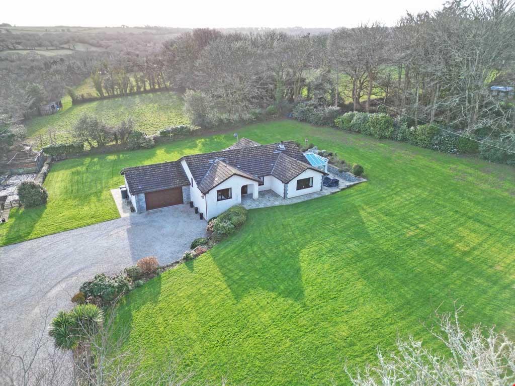 Rural surrounds of Truro City, Cornwall 4 bed detached bungalow for
