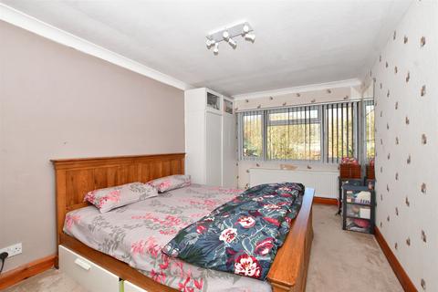 3 bedroom end of terrace house for sale, Courtwood Lane, Forestdale, Croydon, Surrey