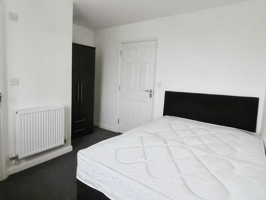0b0bcc9b-additional 20bedroom