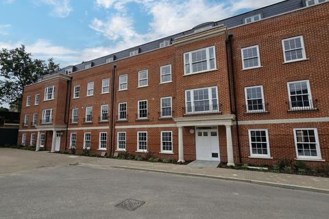 2 bedroom ground floor flat for sale, Abbots Gate, Bury St Edmunds