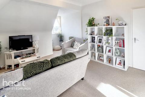 1 bedroom flat for sale, Chantry Court, Bury St Edmunds