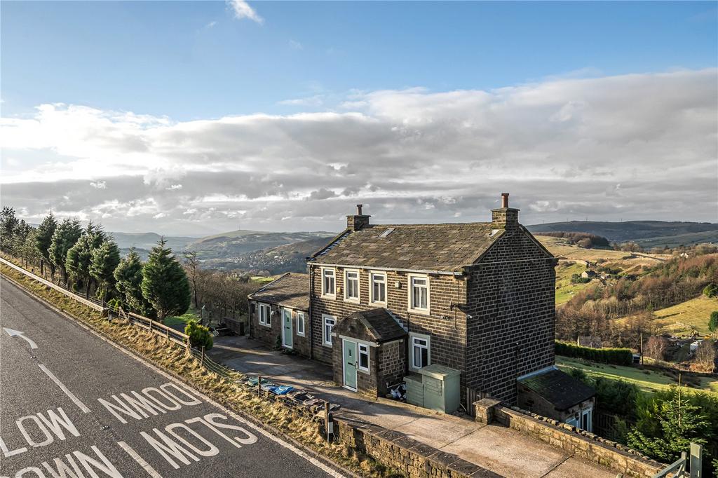 Standedge, Delph, Saddleworth, OL3 4 bed detached house for sale £775,000