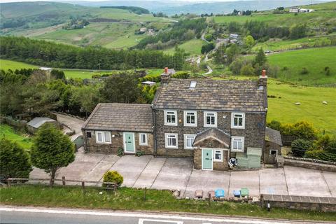 4 bedroom detached house for sale, Standedge, Delph, Saddleworth, OL3