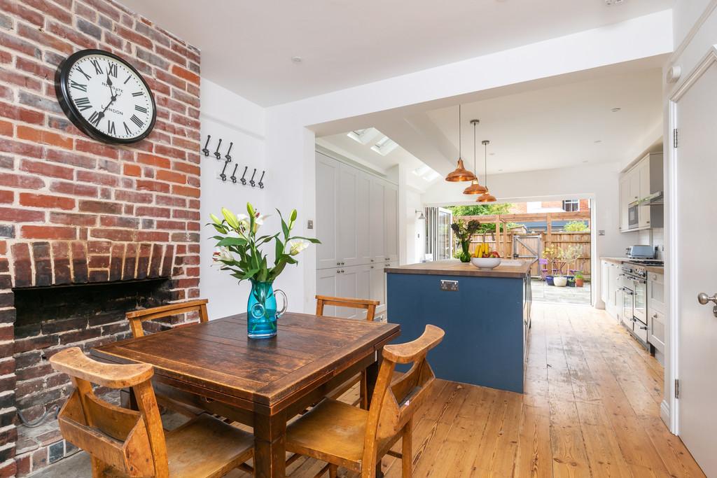 Brassey Road, Winchester, SO22 4 bed terraced house for sale £725,000