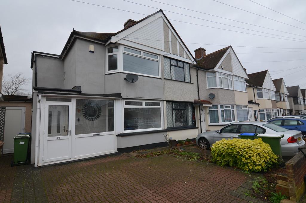 Penshurst Avenue, Sidcup DA15 3 bed end of terrace house £1,900 pcm