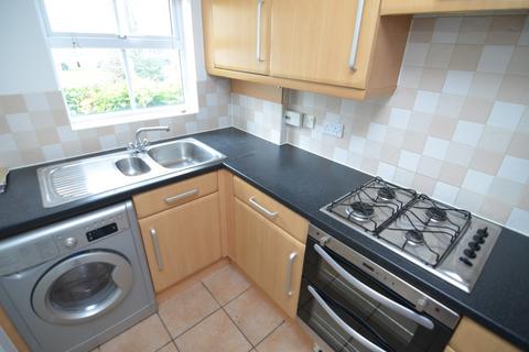 2 bedroom end of terrace house to rent, Sparkes Close, Bromley BR2