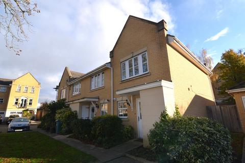 2 bedroom end of terrace house to rent, Sparkes Close, Bromley BR2