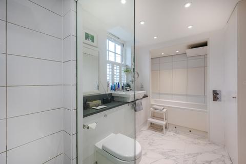205 East Ferry Road, London, E14 3BB
