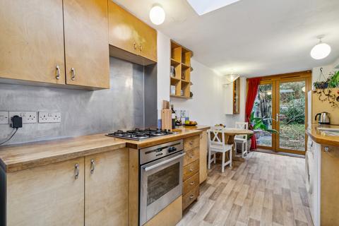 3 bedroom end of terrace house for sale, Lansdowne Way, London