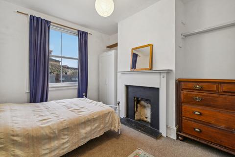 3 bedroom end of terrace house for sale, Lansdowne Way, London
