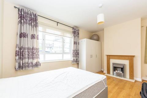 2 bedroom flat to rent - London Road, Morden, SM4