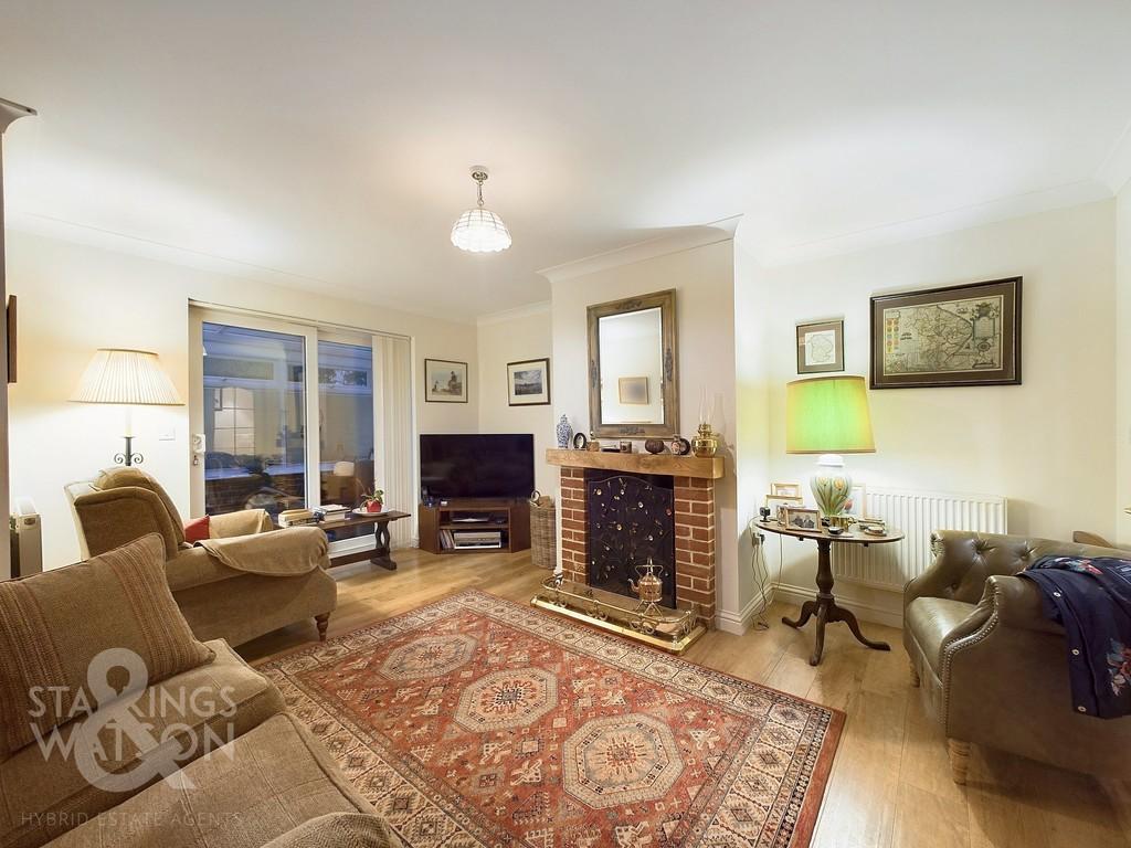 Church Road, Earsham, Bungay 3 bed detached bungalow for sale £350,000