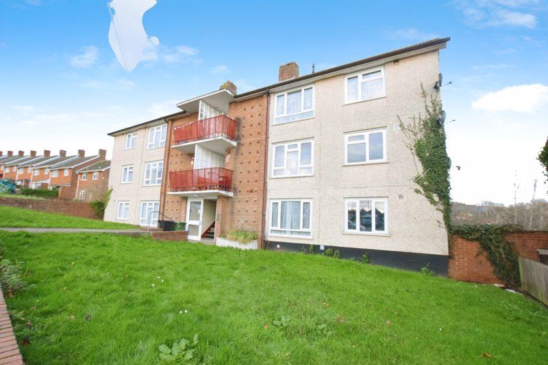 Lancelot Road, Beacon Heath, Exeter 2 bed apartment for sale £159,950