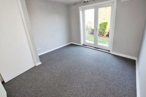 32 Lancelot Road, Exeter, EX4 9DA