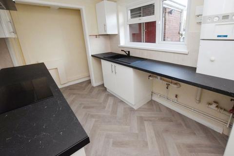 32 Lancelot Road, Exeter, EX4 9DA