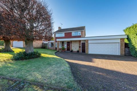 2 Browning Road, Fetcham, Leatherhead, KT22 9HN