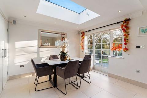 5 bedroom semi-detached house for sale, Ossulton Way, Hampstead Garden Suburb, N2