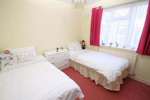 16 Coach Road, Acrise, Folkestone, CT18 8LS