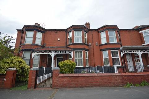 4 bedroom terraced house to rent, Birchfield Road, Widnes