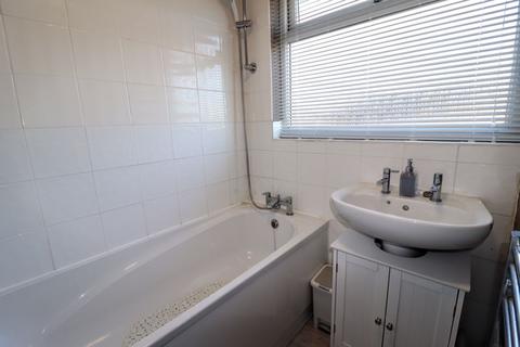 12 Banburies Close, Bletchley, Milton Keynes, MK3 6JP