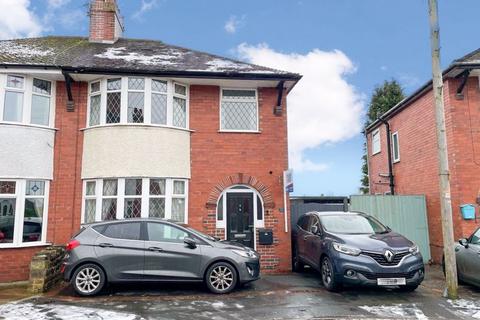 22 Eversley Avenue, Leek, ST13 5HS