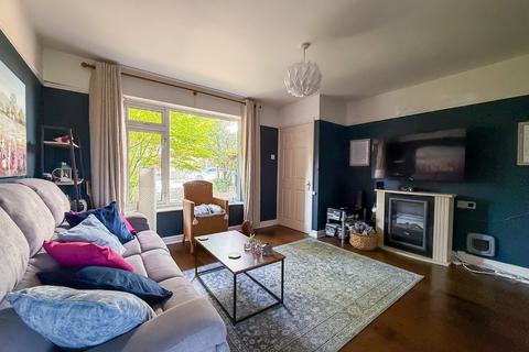 3 bedroom end of terrace house to rent, Chescombe Road, Yatton, North Somerset, BS49